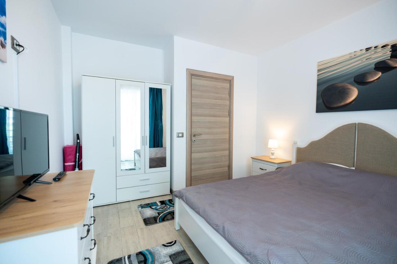 San Francisco Aparthotel Pool & Spa Mamaia Nord Năvodari Kültér fotó
